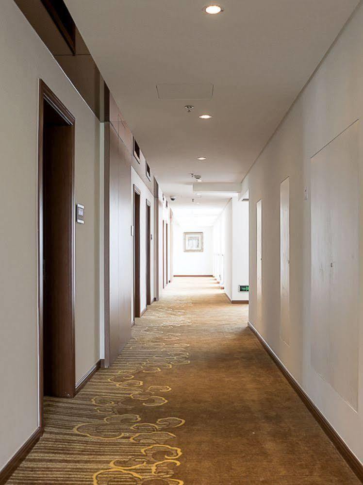 Coinfamily Hotel Šanghaj Exteriér fotografie